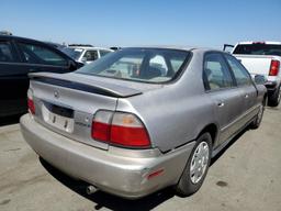 HONDA ACCORD VAL 1997 beige sedan 4d gas 1HGCD5683VA171467 photo #4