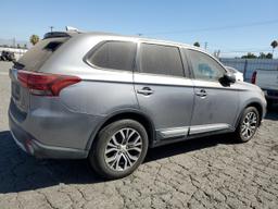 MITSUBISHI OUTLANDER 2018 silver  gas JA4AD2A38JZ005712 photo #4