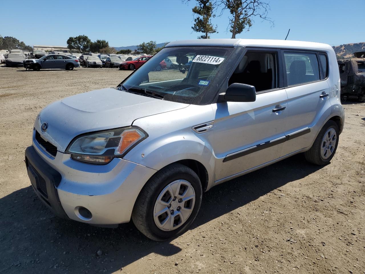 KIA SOUL 2011 gray  gas KNDJT2A12B7264071 photo #1