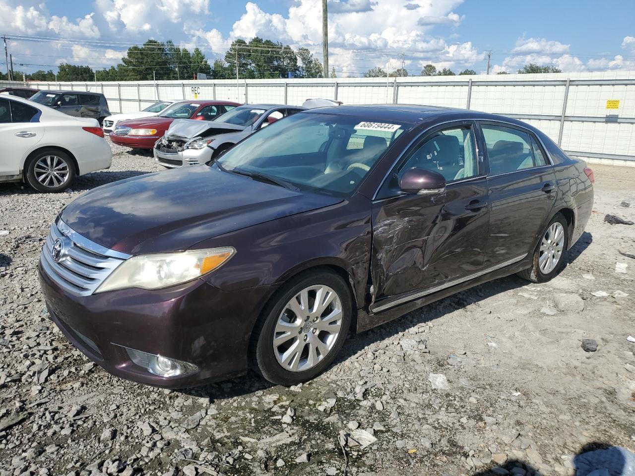 TOYOTA AVALON BAS 2011 burgundy  gas 4T1BK3DB3BU403834 photo #1