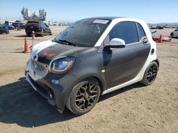 SMART FORTWO 2016 two tone  gas WMEFJ5DA9GK077148 photo #2