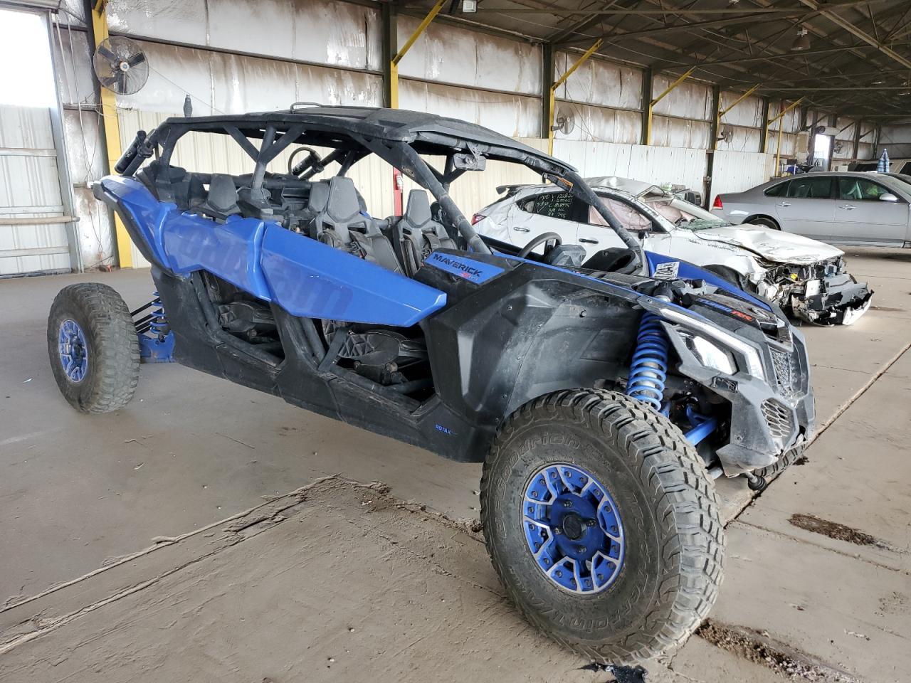 CAN-AM MAVERICK X 2021 blue  gas 3JBVNAV48MK008521 photo #1