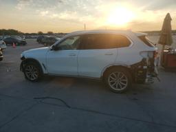 BMW X5 XDRIVE4 2022 white  gas 5UXCR6C00N9J06449 photo #3