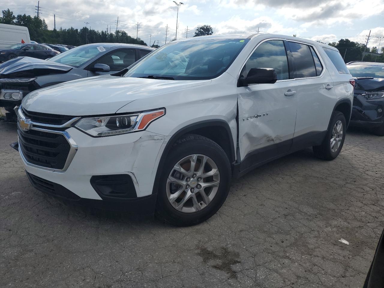 CHEVROLET TRAVERSE L 2020 white  gas 1GNEVLKW8LJ162958 photo #1