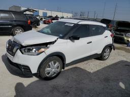 NISSAN KICKS S 2018 white  gas 3N1CP5CUXJL535932 photo #2