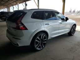 VOLVO XC60 ULTIM 2023 white  gas YV4L12RM8P1338257 photo #4