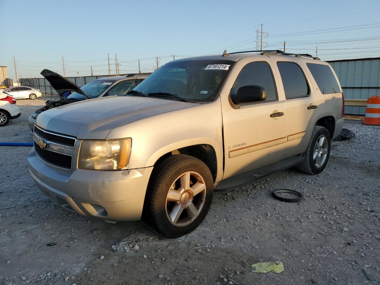 CHEVROLET TAHOE C150 2007 tan 4dr spor gas 1GNFC13C37J335682 photo #1