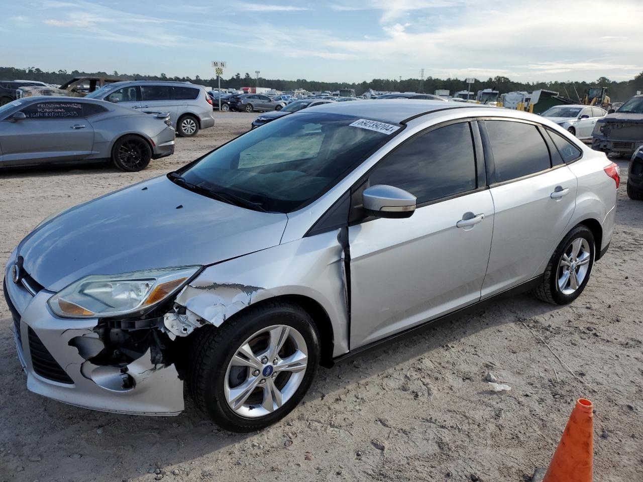 FORD FOCUS SE 2013 silver sedan 4d gas 1FADP3F27DL272739 photo #1