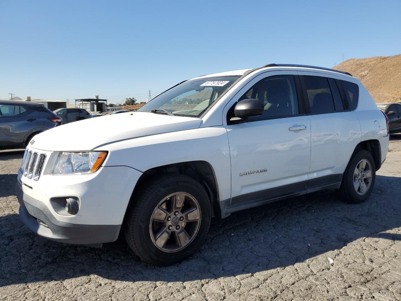 JEEP COMPASS 2014 white  gas 1C4NJCBA7ED925630 photo #1