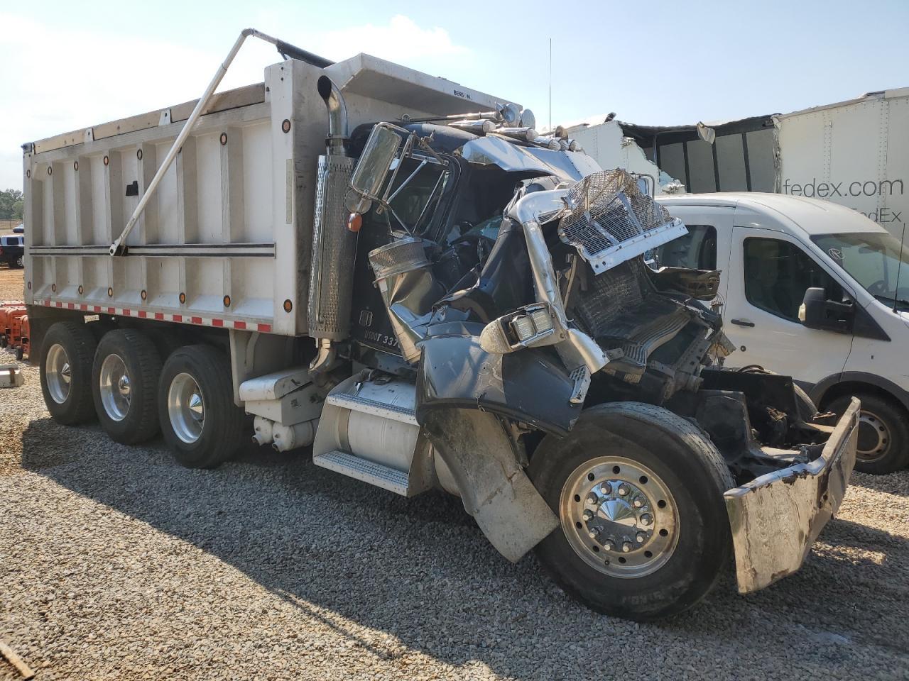 PETERBILT 379 2000 black  diesel 1NP5XUEX3YN530758 photo #1