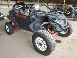 CAN-AM MAVERICK R 2024 black  gas 3JB8XAT44RE001534 photo #2