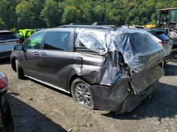 TOYOTA SIENNA XLE 2022 charcoal  hybrid engine 5TDYSKFC7NS073560 photo #3