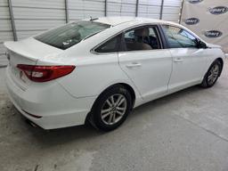 HYUNDAI SONATA SE 2017 white  gas 5NPE24AF6HH586972 photo #4