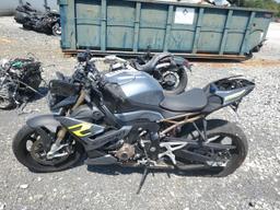 BMW S 1000 R 2023 gray  gas WB10E5301P6G45676 photo #4