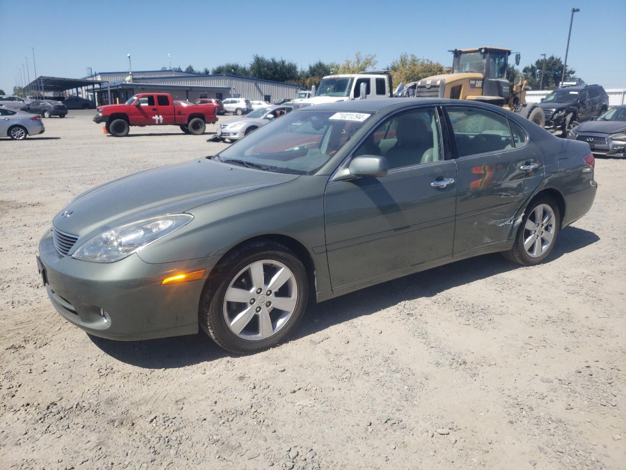 LEXUS ES 330 2005 green  gas JTHBA30G955056600 photo #1