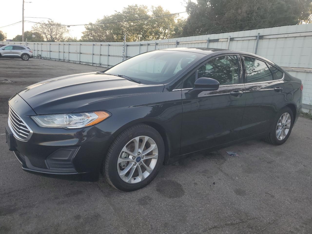 FORD FUSION SE 2019 black  gas 3FA6P0HD3KR272550 photo #1