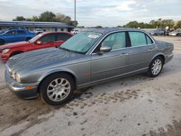 JAGUAR XJ8 2004 gray sedan 4d gas SAJWA71CX4SG15579 photo #2