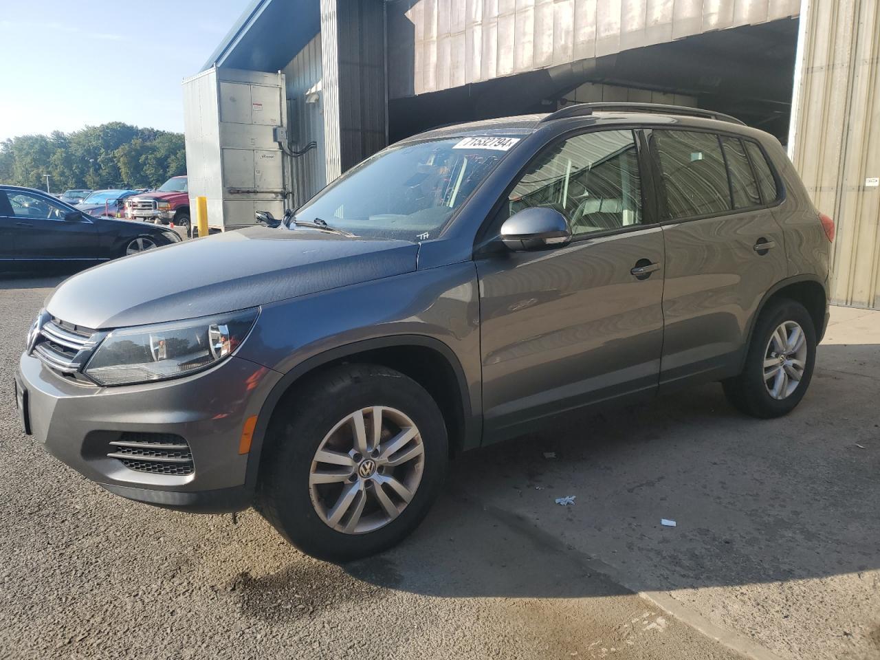 VOLKSWAGEN TIGUAN S 2016 gray 4dr spor gas WVGBV7AX2GW574763 photo #1