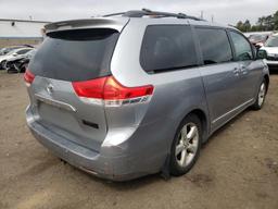 TOYOTA SIENNA XLE 2013 silver sports v gas 5TDYK3DC4DS302283 photo #4