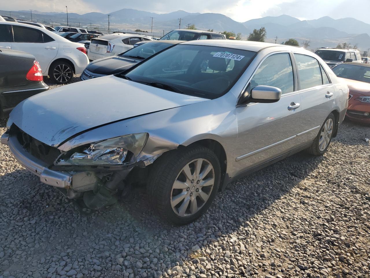 HONDA ACCORD SE 2007 silver  gas 1HGCM66457A008082 photo #1