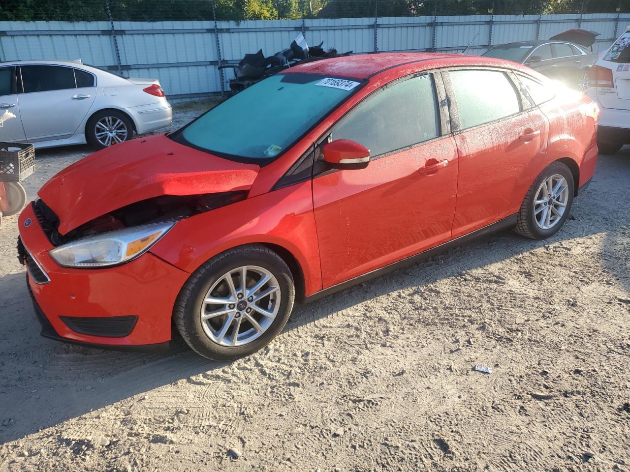 FORD FOCUS SE 2016 red  gas 1FADP3F27GL287424 photo #1