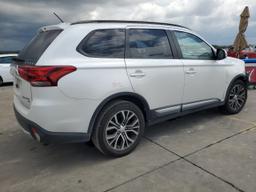 MITSUBISHI OUTLANDER 2016 white  gas JA4AD3A3XGZ059737 photo #4