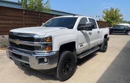 CHEVROLET SILVERADO 2016 white crew pic diesel 1GC1KVE82GF216921 photo #3