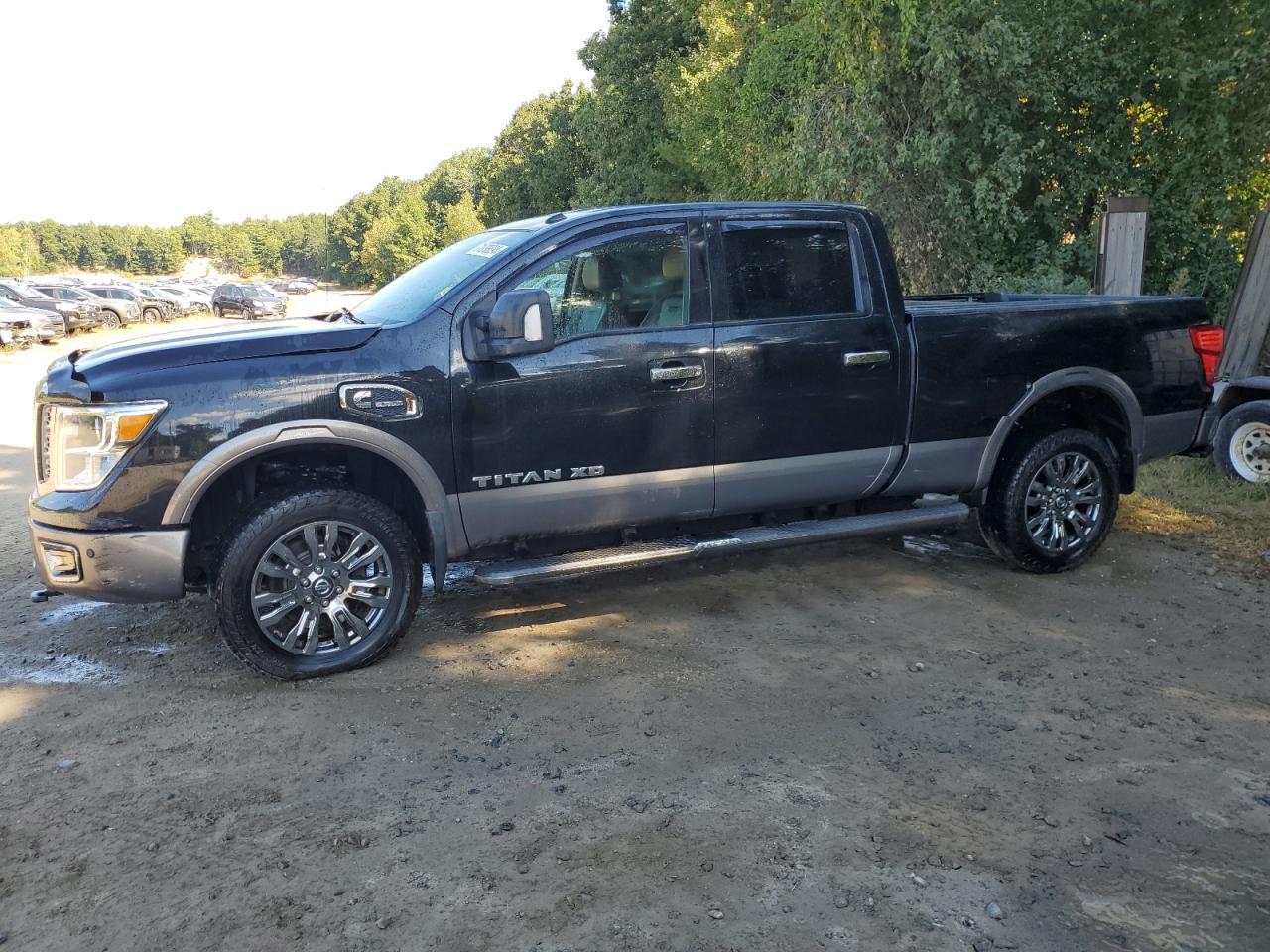 NISSAN TITAN XD S 2017 black  diesel 1N6BA1F46HN515764 photo #1