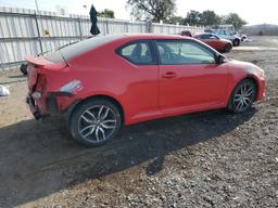 TOYOTA SCION TC 2014 red hatchbac gas JTKJF5C78E3087332 photo #4