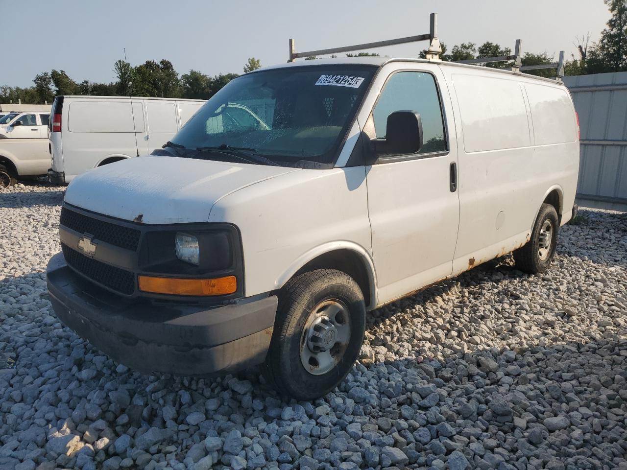 CHEVROLET EXPRESS G2 2012 white  gas 1GCWGFCA1C1163638 photo #1