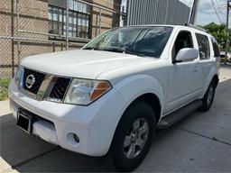 NISSAN PATHFINDER 2005 white 4dr spor gas 5N1AR18W15C735161 photo #3