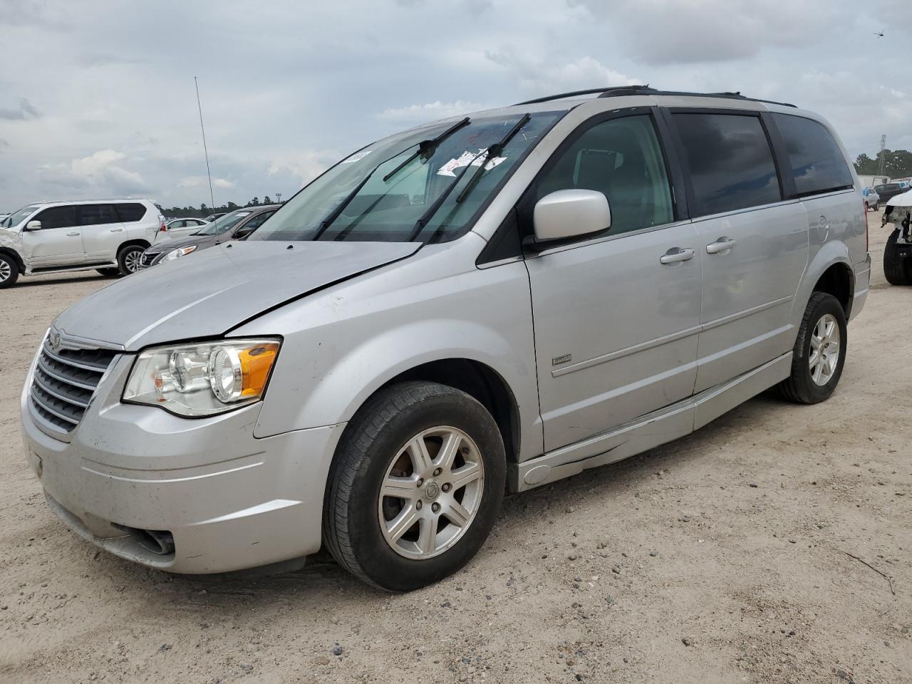 CHRYSLER TOWN & COU 2008 silver extended gas 2A8HR54P38R844296 photo #1