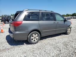 TOYOTA SIENNA XLE 2004 gray  gas 5TDZA22C74S085946 photo #4