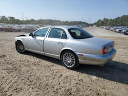 JAGUAR XJ8 2007 silver  gas SAJWA71B97SH12428 photo #3