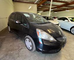 HONDA FIT 2013 black hatchbac gas JHMGE8H37DC044240 photo #2