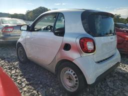 SMART FORTWO 2017 white  gas WMEFJ5DA0HK169587 photo #3