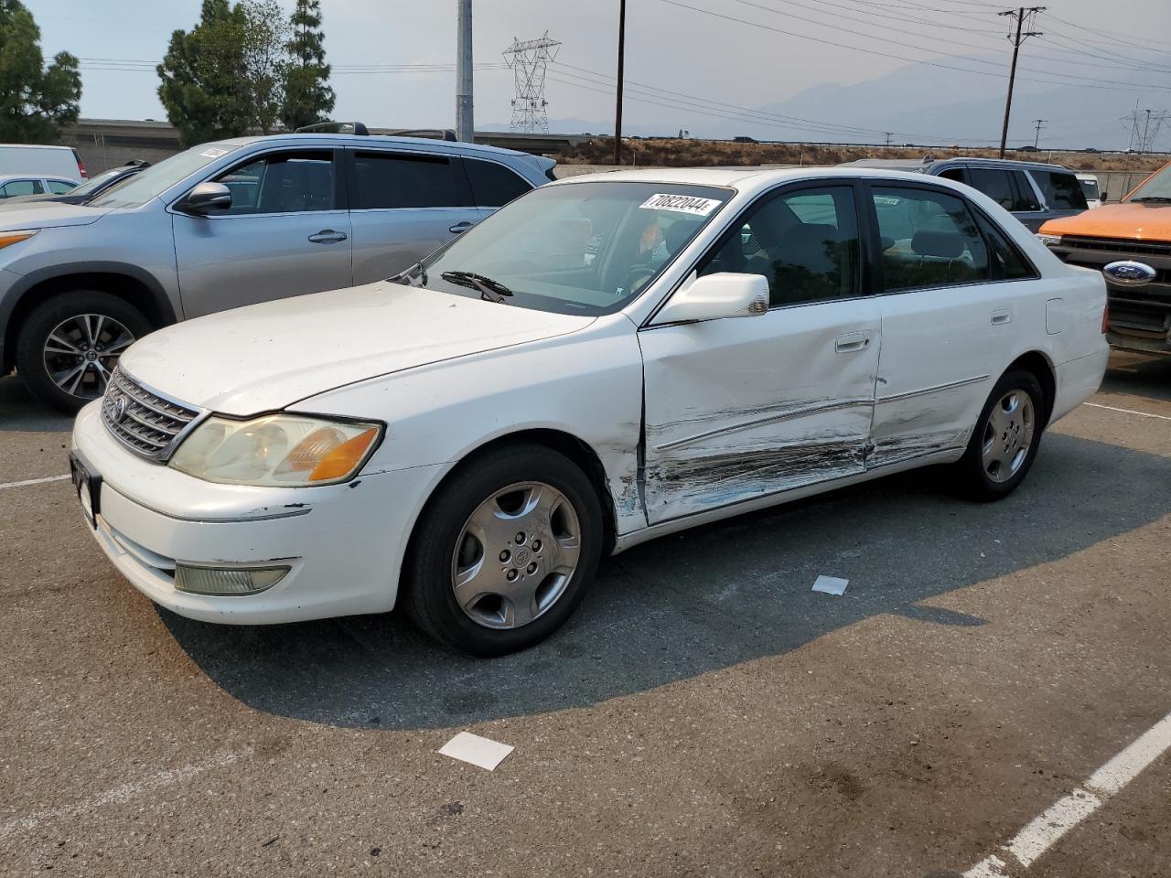 TOYOTA AVALON XL 2004 white  gas 4T1BF28B94U350374 photo #1