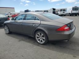 MERCEDES-BENZ CLS 550 2008 gray  gas WDDDJ72X98A121719 photo #3