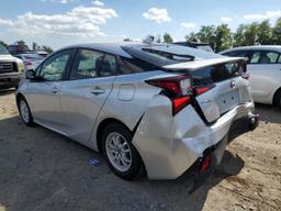 TOYOTA PRIUS NIGH 2022 silver  hybrid engine JTDKAMFU1N3176682 photo #3