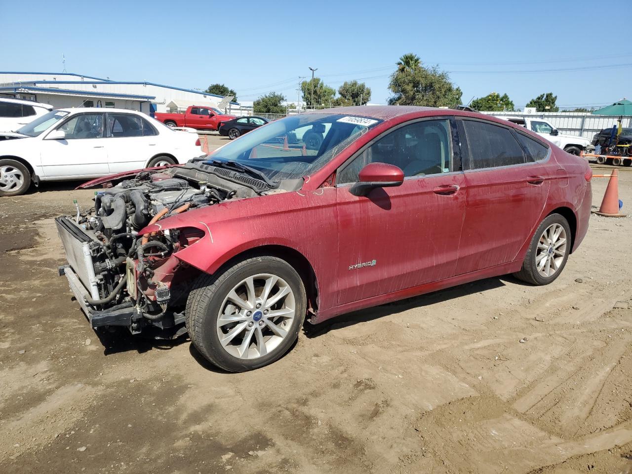 FORD FUSION SE 2017 burgundy  hybrid engine 3FA6P0LU4HR209196 photo #1