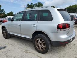 VOLKSWAGEN TOUAREG 2 2008 silver  gas WVGBE77LX8D040847 photo #3