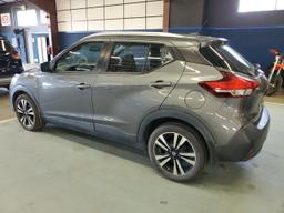 NISSAN KICKS S 2019 gray  gas 3N1CP5CU3KL536602 photo #3