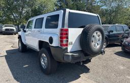 HUMMER H3 2009 white 4dr spor gas 5GTEN13E798138162 photo #4