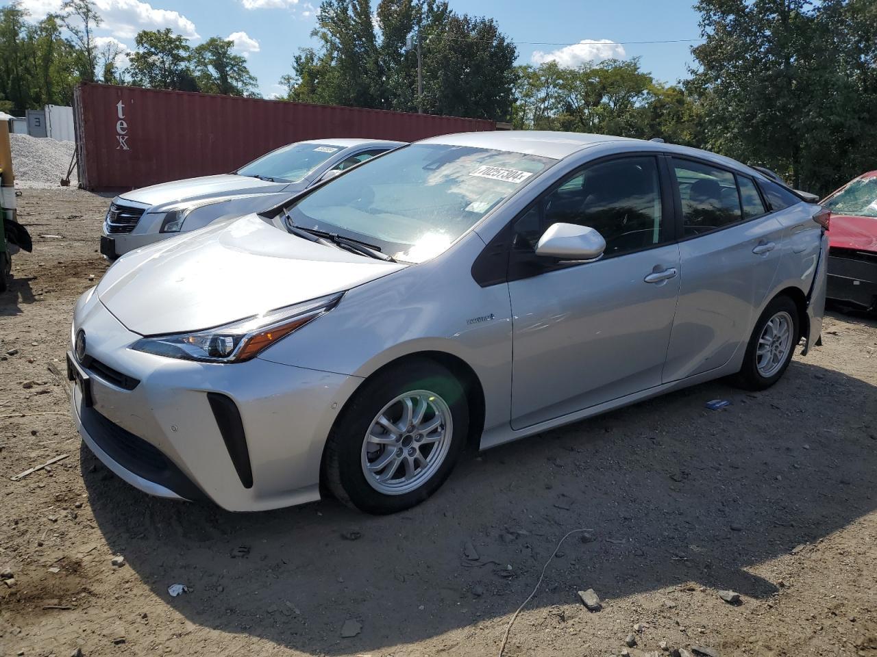 TOYOTA PRIUS NIGH 2022 silver  hybrid engine JTDKAMFU1N3176682 photo #1