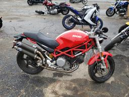 DUCATI MONSTER 2007 red  gas ZDM1RAAN67B102481 photo #2