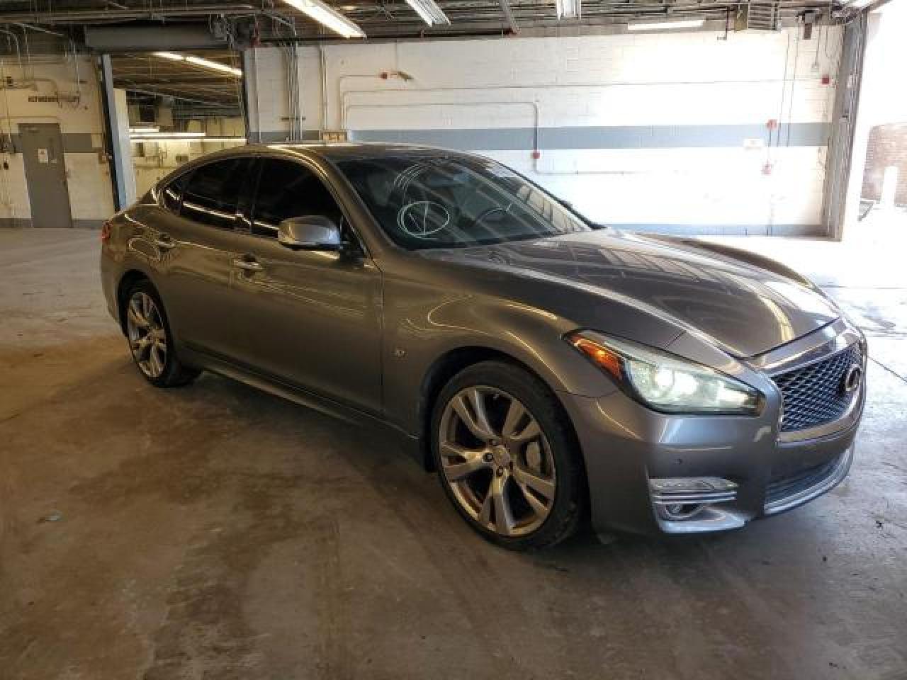 INFINITI Q70 3.7 2016 gray sedan 4d gas JN1BY1AR1GM270932 photo #1