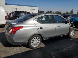 NISSAN VERSA S 2014 gray  gas 3N1CN7AP2EK464915 photo #4