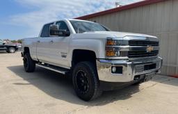 CHEVROLET SILVERADO 2016 white crew pic diesel 1GC1KVE82GF216921 photo #2