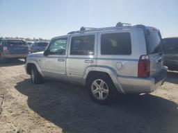 JEEP COMMANDER 2009 silver  gas 1J8HG58P29C514272 photo #3