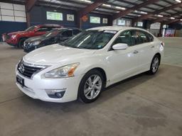 NISSAN ALTIMA 2.5 2015 white sedan 4d gas 1N4AL3AP1FC116426 photo #2